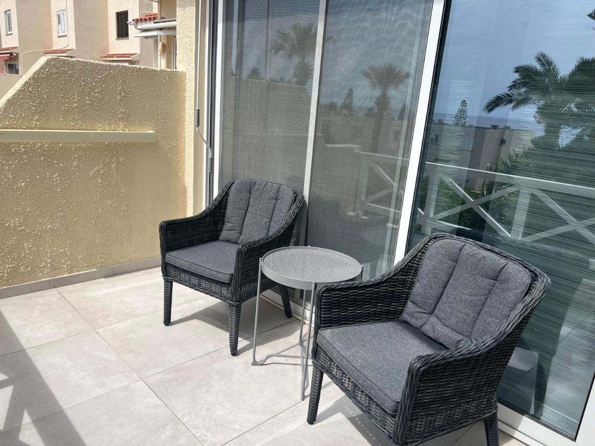 Modern Seaview Townhouse In Coral Bay (Adults Only) Apartment เปเยีย ภายนอก รูปภาพ